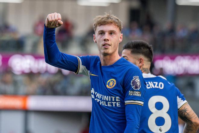 米体：米兰对迈尼昂的年薪报价提高至500万欧，尤文正在关注（米体：米兰上调迈尼昂年薪至500万欧元，尤文密切关注）