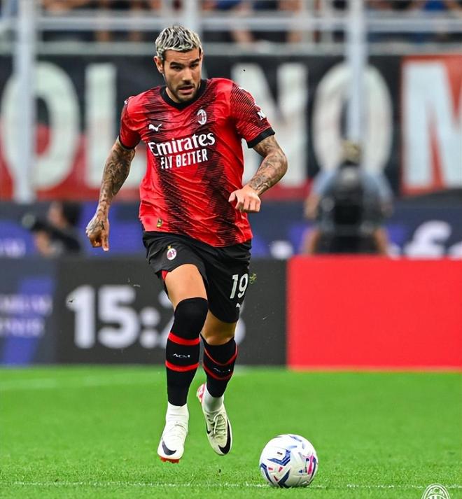 拉波尔特：亚马尔不该想太多；我想保持高水平参加明年世界杯（拉波尔特：亚马尔无需过度思考；我力争维持高水准征战明年世界杯）