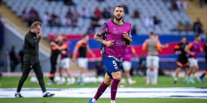 世体：弗里克希望球员全场都保持强度和专注，这样才有望成功（世体：弗里克要求球员贯穿全场保持强度与专注，称这是通往成功的关键）