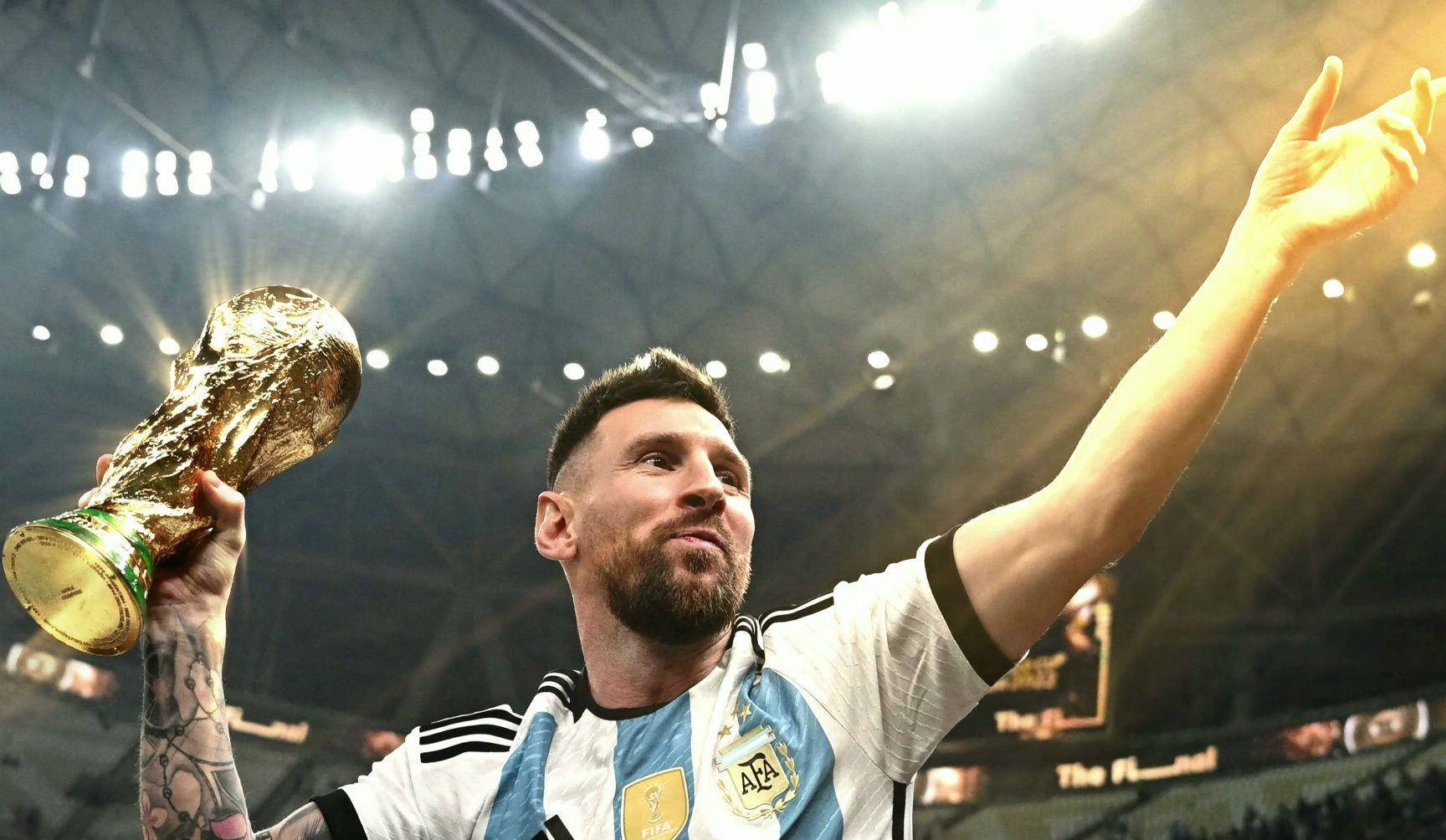 卡里克、鲁尼和弗莱彻，都在曼联青训体系。（卡里克、鲁尼、弗莱彻皆出自曼联青训）