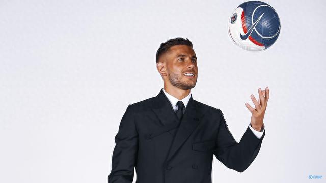 德容：难道我非要去英超才能证明自己的价值吗？我不这么认为