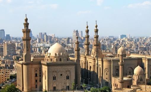 英超-B费双响姆贝莫破门芒特建功 曼联4-1狼队升至第六（英超：B费梅开二度，姆贝莫破门、芒特建功，曼联4-1狼队升至第六）