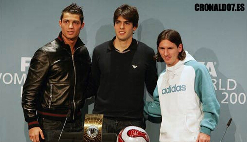 辽宁男篮连续两轮不敌广州龙狮，战绩止步杯赛，阵容调整和外援表现引发争议。（辽宁男篮两负广州龙狮止步杯赛，阵容变动与外援发挥成争议焦点）